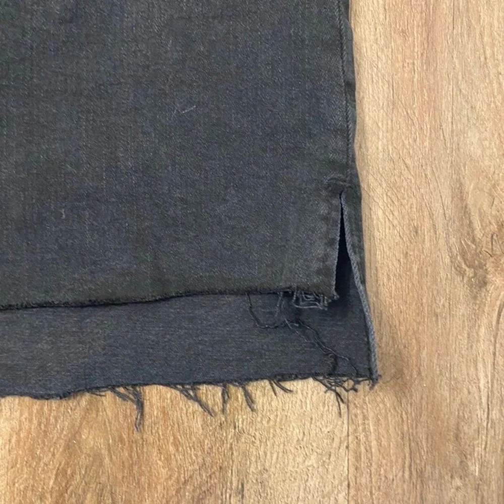 Madewell Stretch Denim Straight Mini‎ Skirt in Lunar Wash: Step-Hem Edition